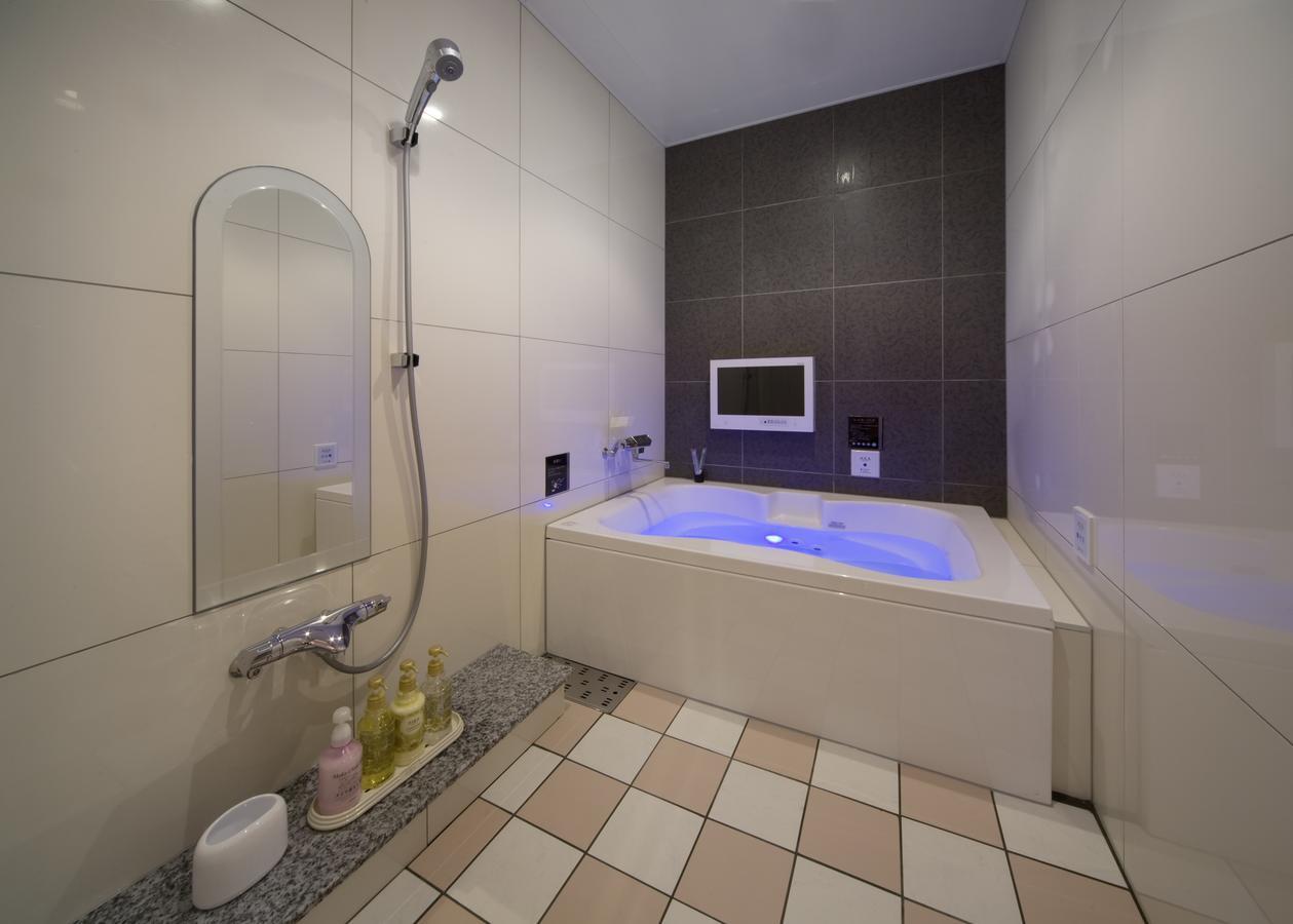 Jewel Hotel Luxury Modern (Adults Only) Miyoshi  Exterior photo